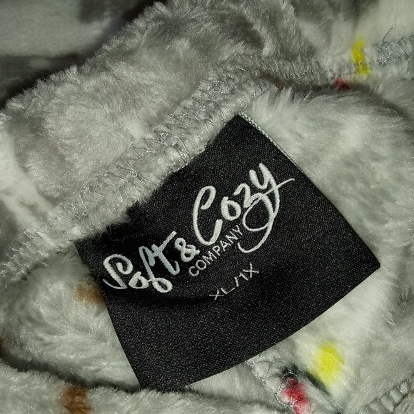 * 1108 Soft & Cozy Reindeer Pajama Set - Picture 7 of 8